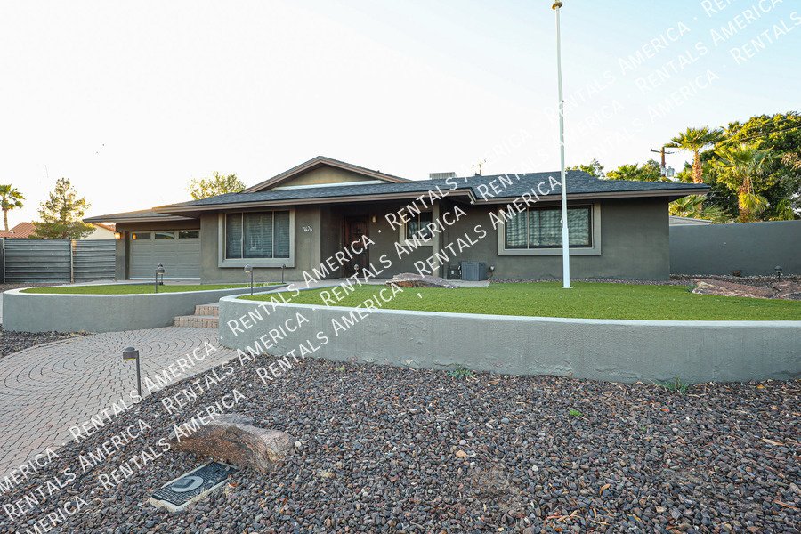 1424 N Gene Ave property image