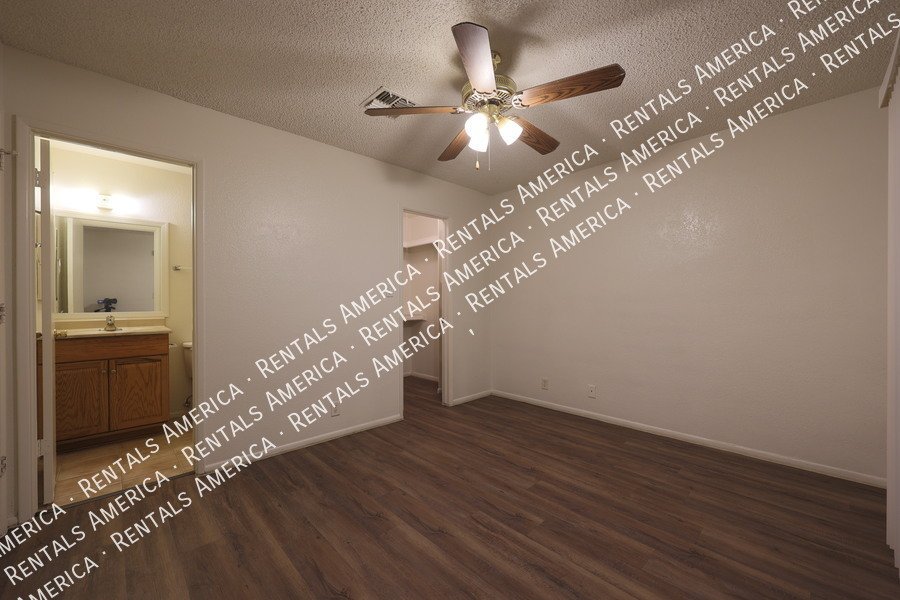 2 WEEKS FREE RENT WITH AN APPROVED APPLICATION! 2 BR IN Vista De Oeste property image