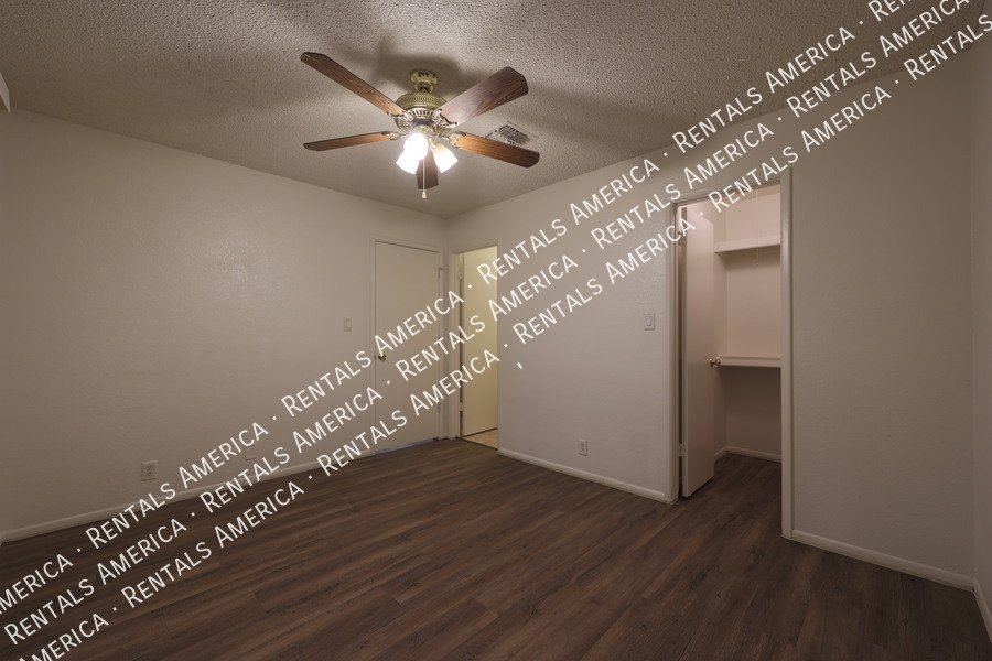 2 WEEKS FREE RENT WITH AN APPROVED APPLICATION! 2 BR IN Vista De Oeste property image