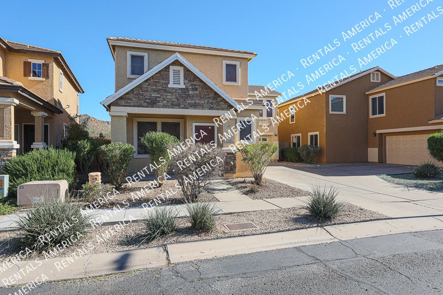 Spacious 3 bed 2.5 bath-Tramonto Community property image