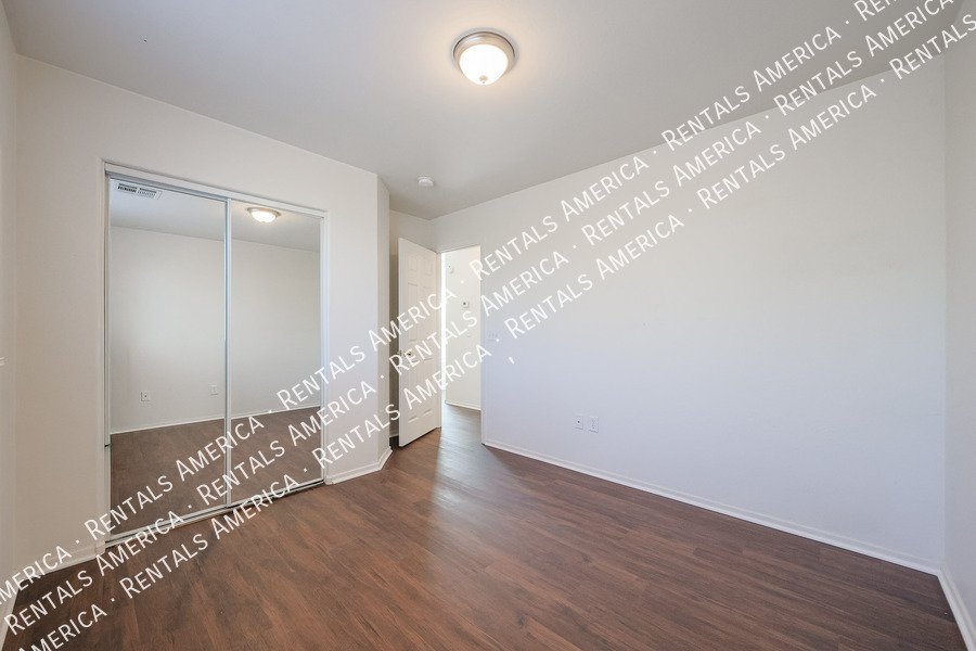 Spacious 3 bed 2.5 bath-Tramonto Community property image