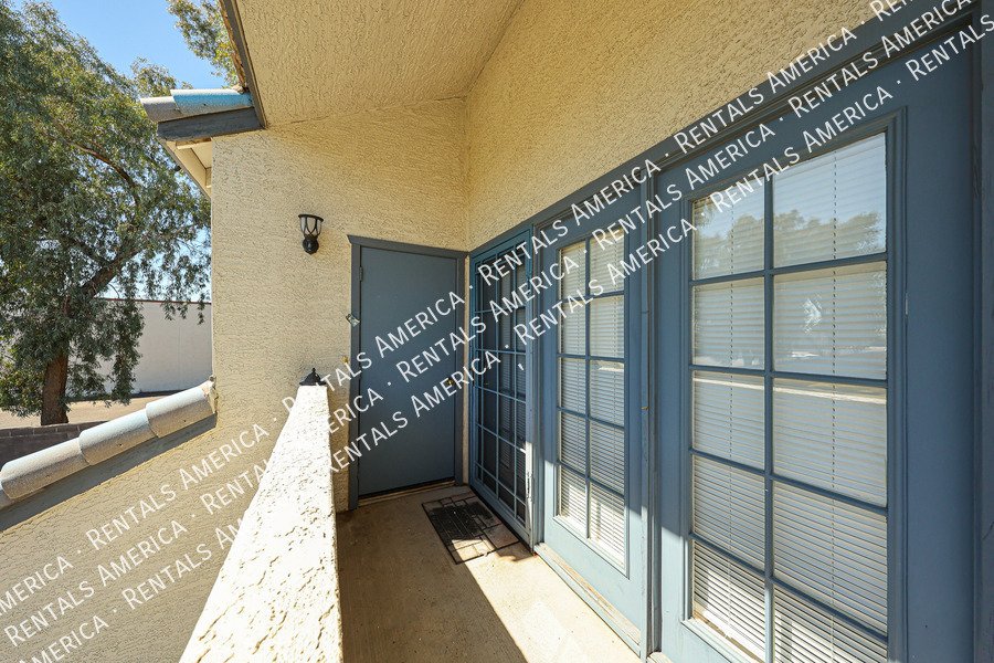 Gorgeous Townhome in Hunters Pointe Community property image