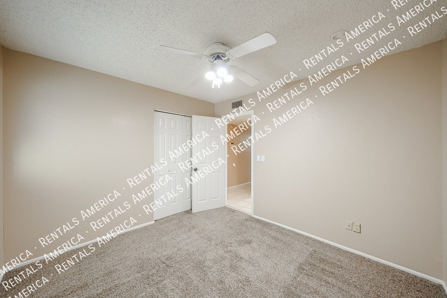 Exceptional 3BD 2BA Home With Pool in Marlborough Estates in Tempe! property image