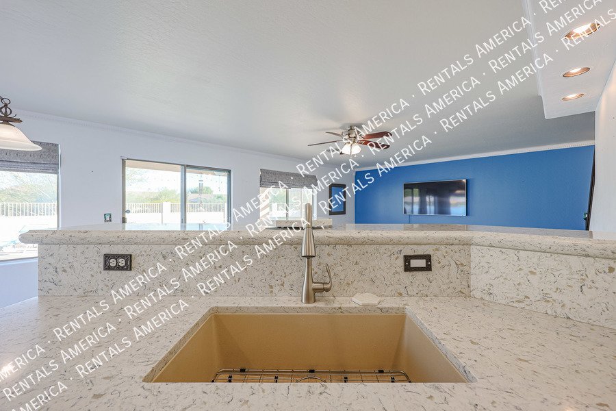 BEAUTIFUL HOME IN GOLD CANYON property image