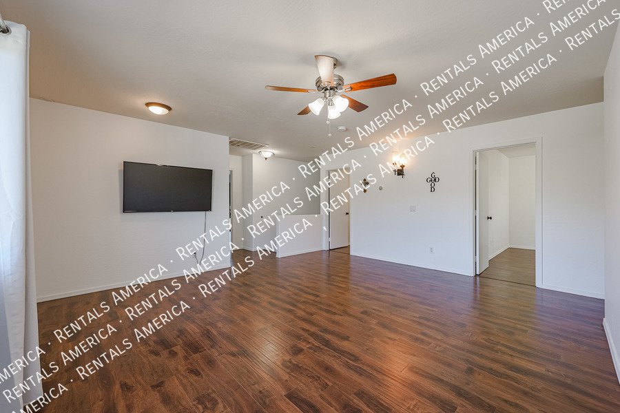 BEAUTIFUL HOME IN GOLD CANYON property image