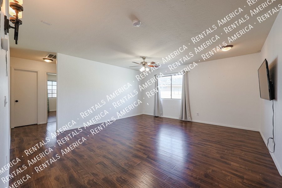 BEAUTIFUL HOME IN GOLD CANYON property image