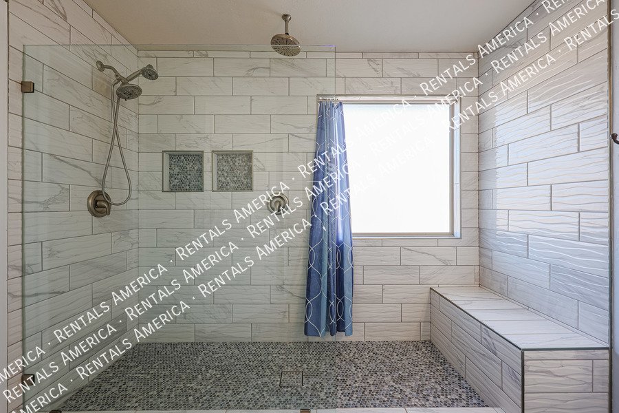 BEAUTIFUL HOME IN GOLD CANYON property image