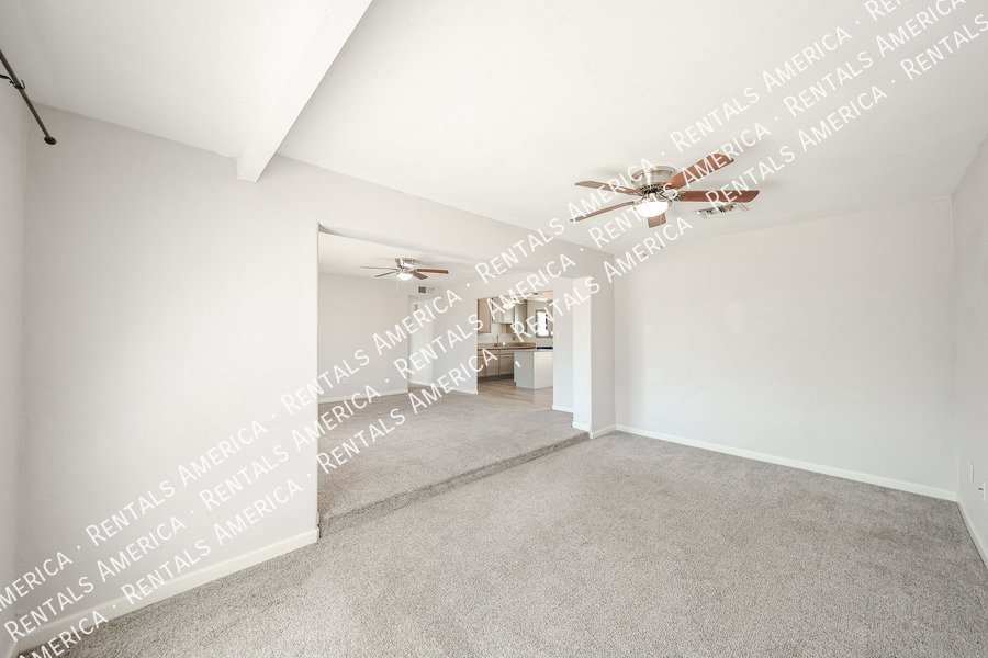 1246 E Marny Rd property image