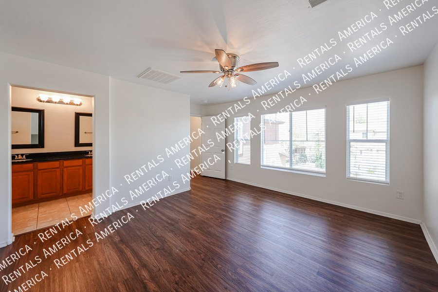 4 bedroom 2.5 bath- NO Carpet $300 off Move-In by April 6th property image
