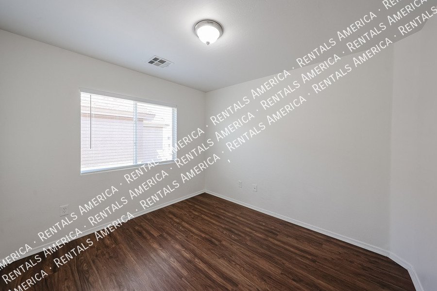4 bedroom 2.5 bath- NO Carpet $300 off Move-In by April 6th property image