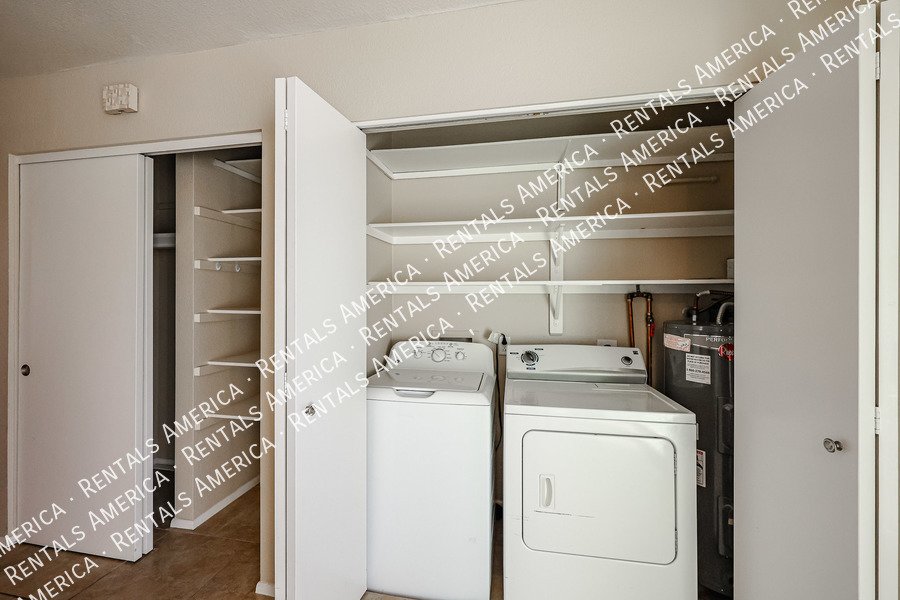 10815 W Northern Ave property image