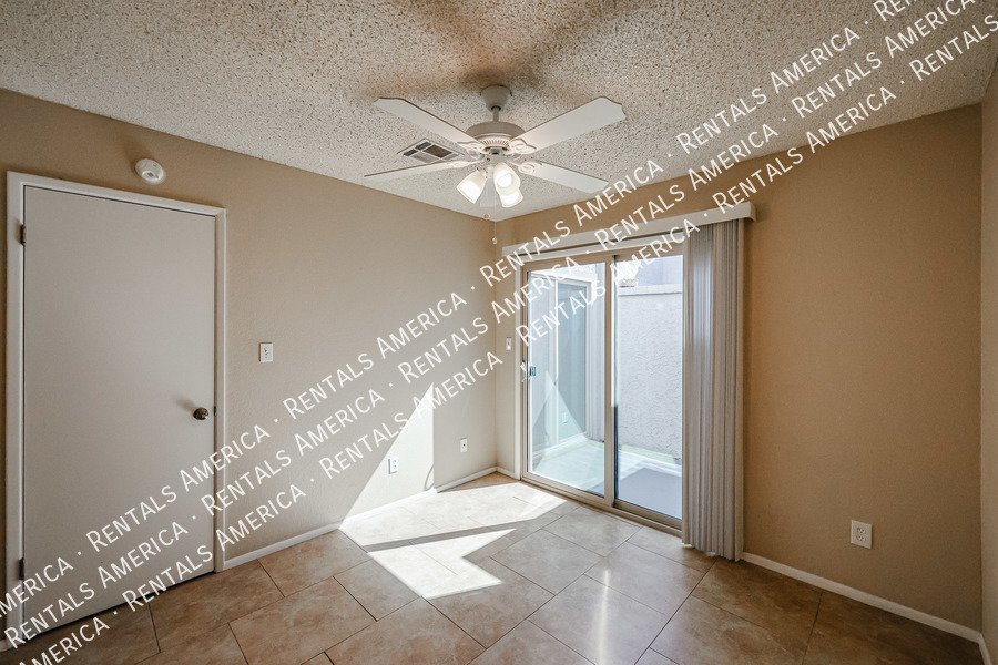 10815 W Northern Ave property image