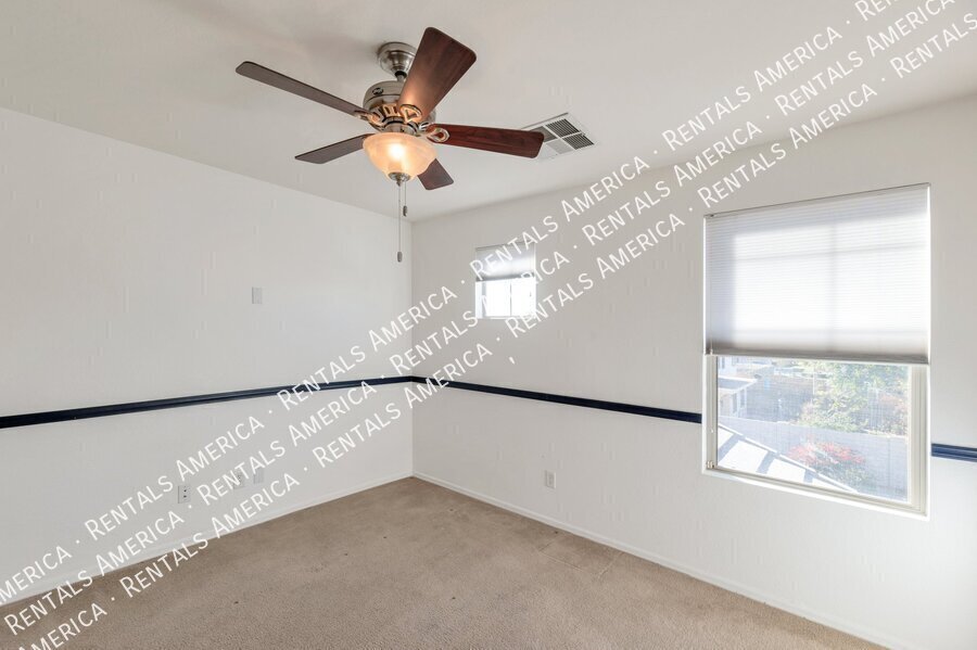 3745 E Kerry Ln property image