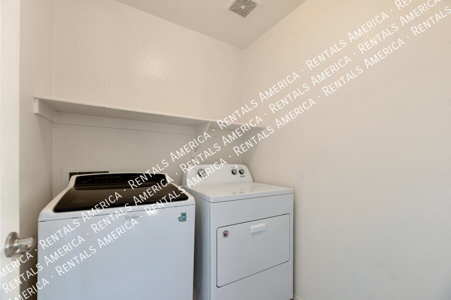 3745 E Kerry Ln property image