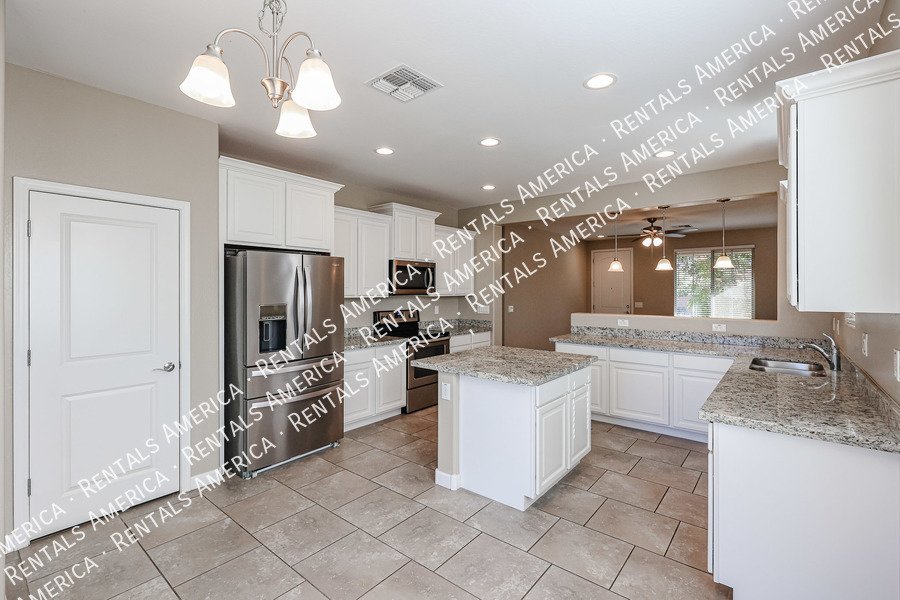 3 bedroon 2 bath in Phoenix property image