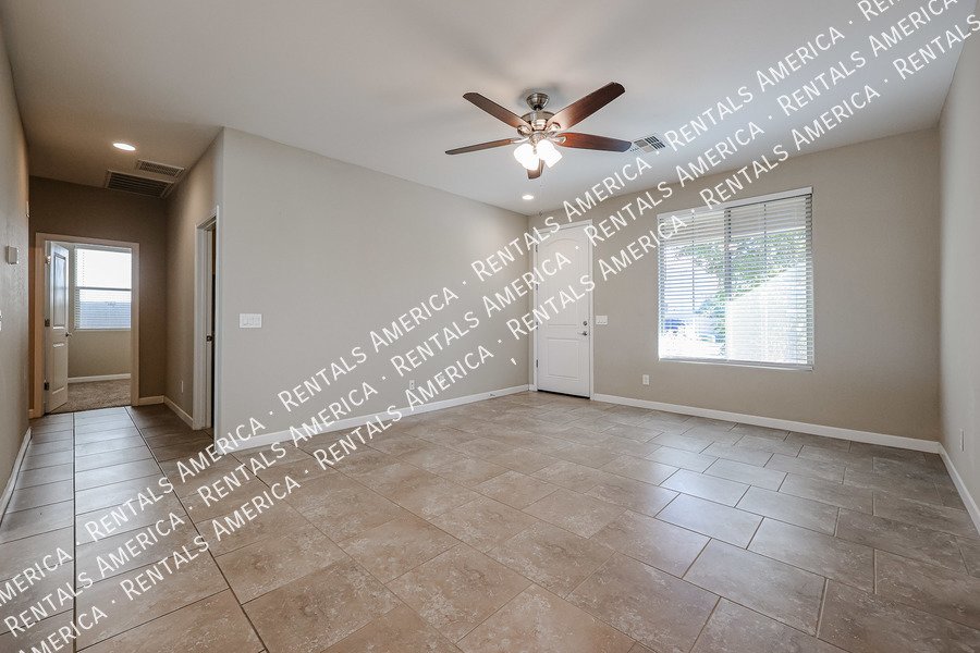 3 bedroon 2 bath in Phoenix property image