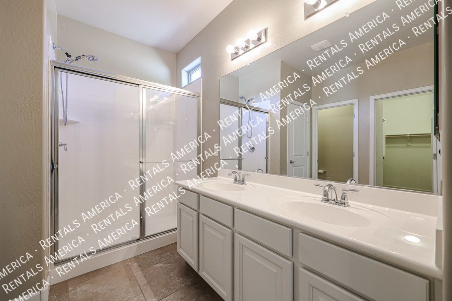 3 bedroon 2 bath in Phoenix property image