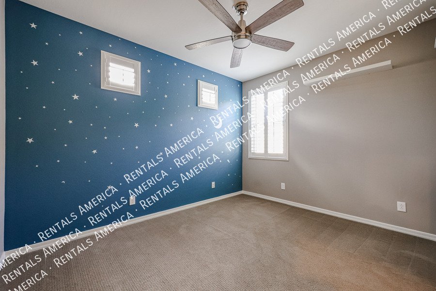 Gorgeous 3 bedroom/3 bath in Fincher Creek @Cooley Station property image