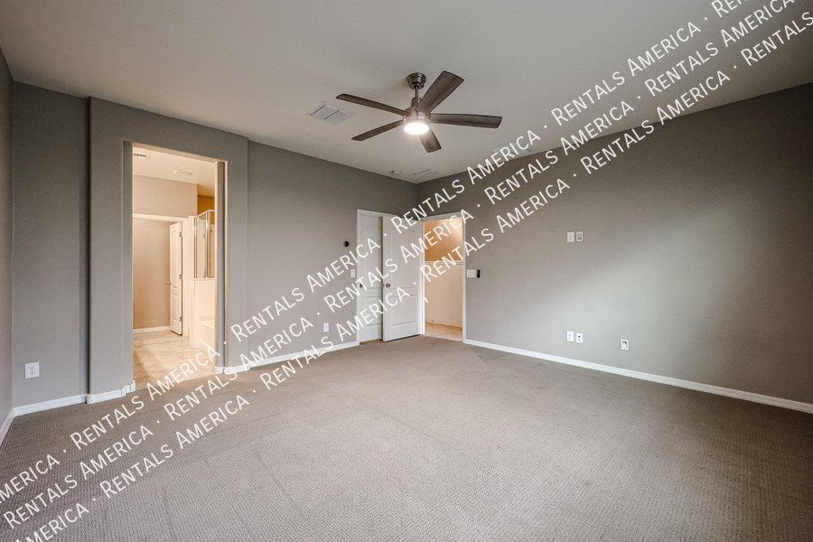 Gorgeous 3 bedroom/3 bath in Fincher Creek @Cooley Station property image