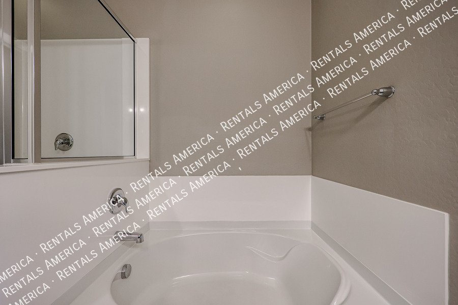 Gorgeous 3 bedroom/3 bath in Fincher Creek @Cooley Station property image