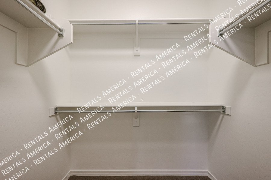 Gorgeous 3 bedroom/3 bath in Fincher Creek @Cooley Station property image