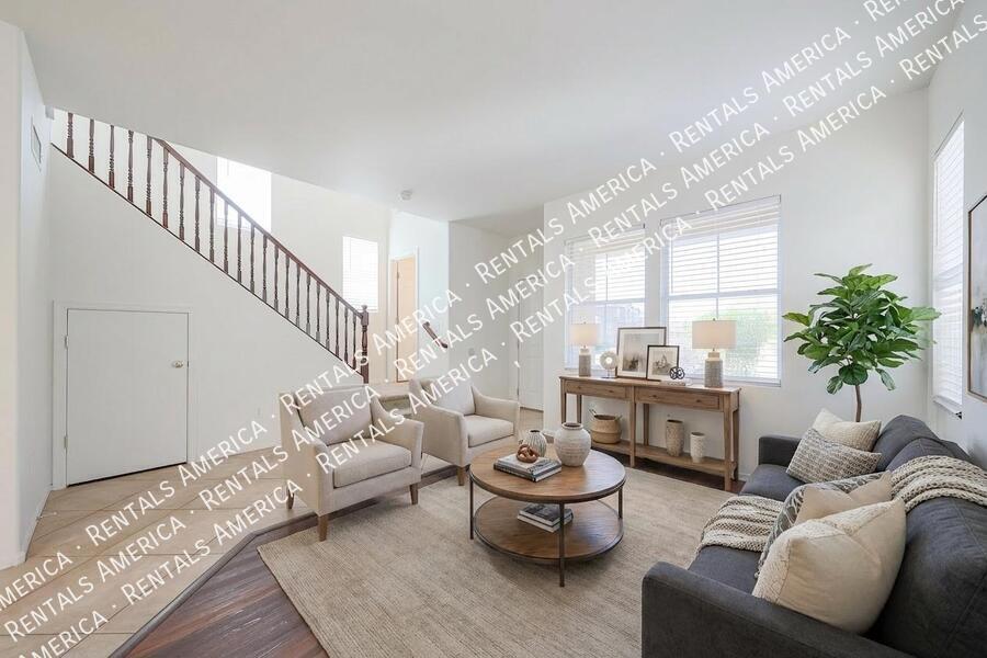 Spacious 3 bed 2.5 bath-Tramonto Community property image