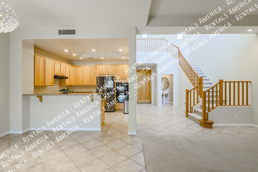 3-Bedroom Home in Gated Grayhawk Community! property image