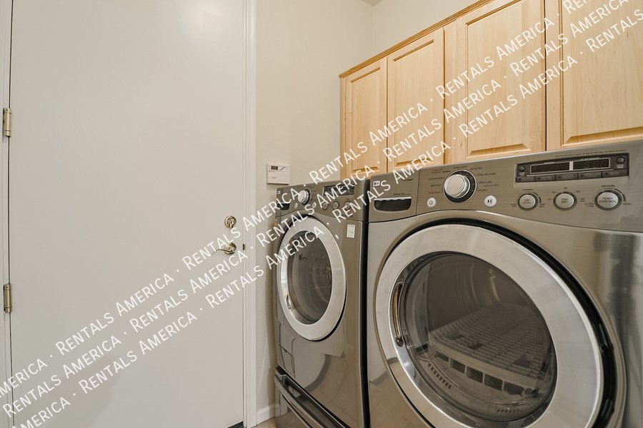 3-Bedroom Home in Gated Grayhawk Community! property image