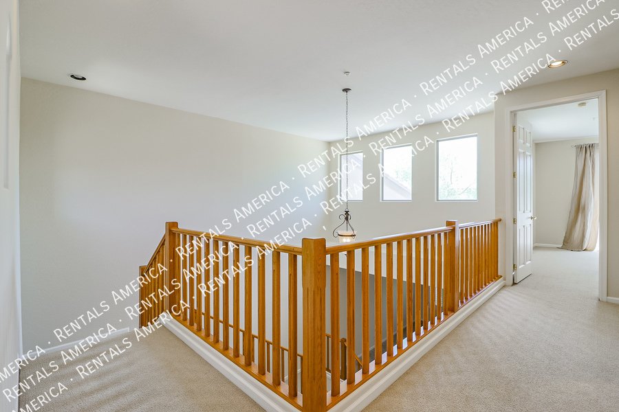 3-Bedroom Home in Gated Grayhawk Community! property image