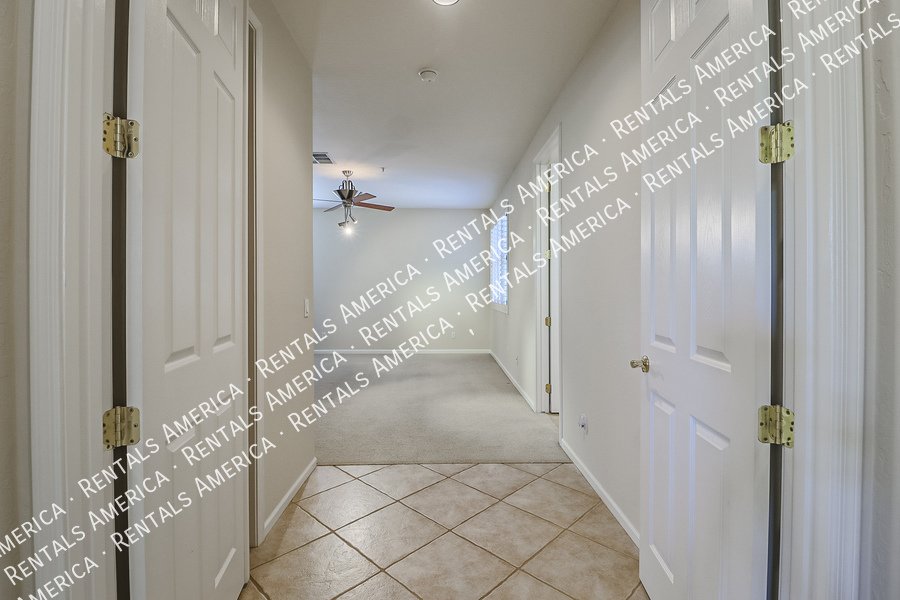 3-Bedroom Home in Gated Grayhawk Community! property image