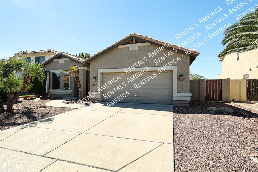 Beautiful 3 bdrm + Den home in Augusta Ranch property image