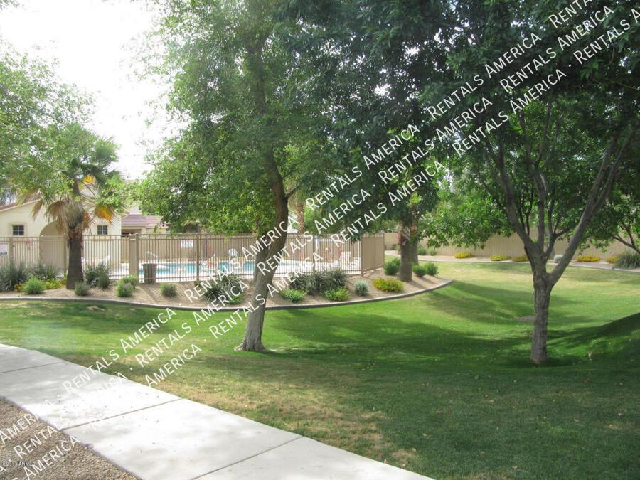 Beautiful 3 bedroom Home in Amberly Lane!! property image