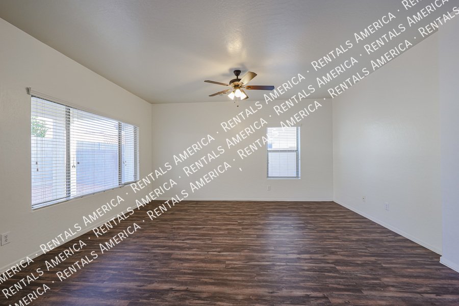 Beautiful 3 bedroom Home in Amberly Lane!! property image