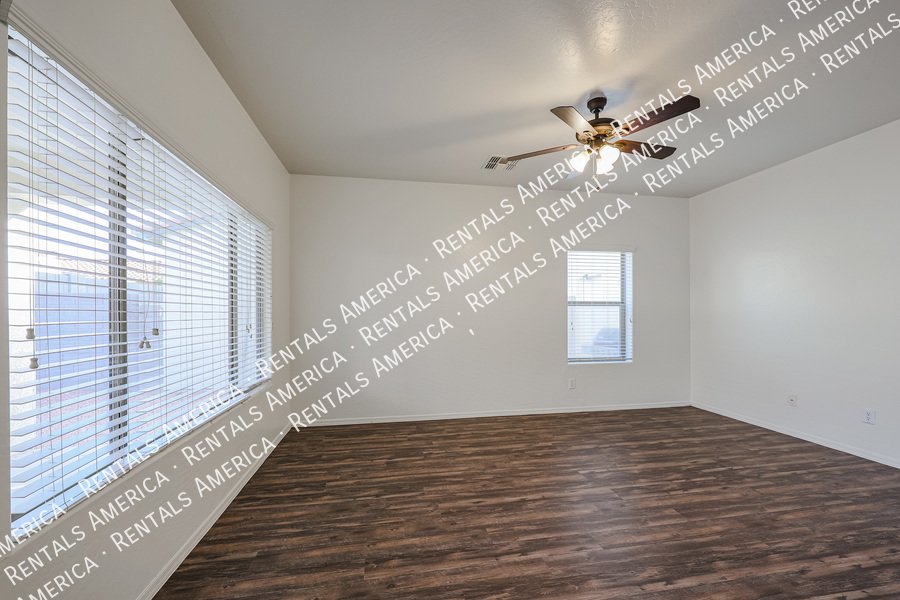 Beautiful 3 bedroom Home in Amberly Lane!! property image