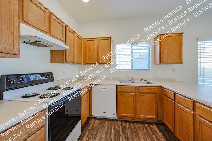 Beautiful 3 bedroom Home in Amberly Lane!! property image