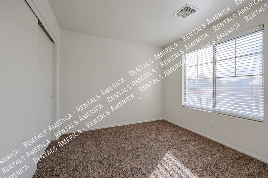 Beautiful 3 bedroom Home in Amberly Lane!! property image