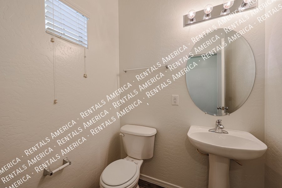 Beautiful 3 bedroom Home in Amberly Lane!! property image