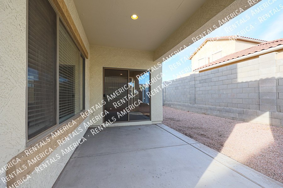 Beautiful 3 bedroom Home in Amberly Lane!! property image