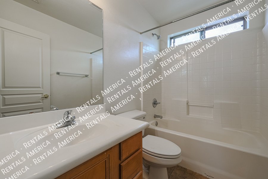 Great Location ~ Near New Shopping Plaza w/Restaurants & 202 FWY property image