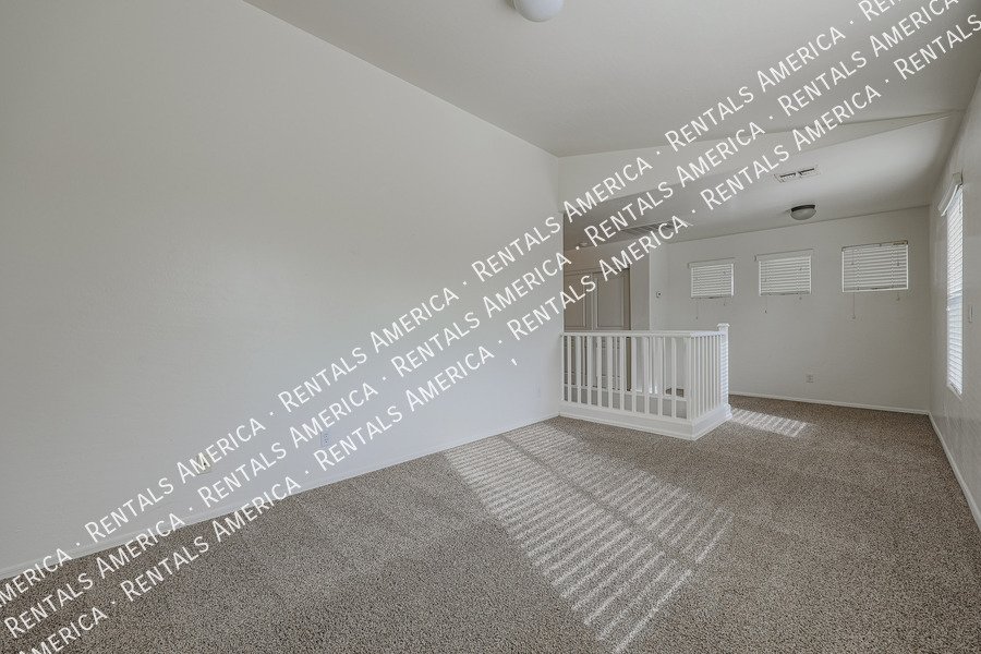 Great Location ~ Near New Shopping Plaza w/Restaurants & 202 FWY property image