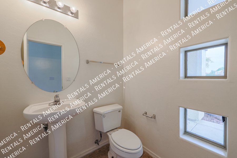 Great Location ~ Near New Shopping Plaza w/Restaurants & 202 FWY property image