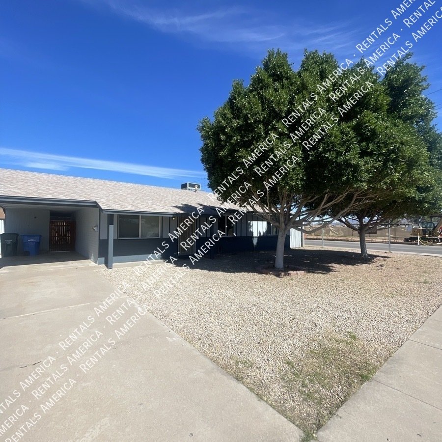 Available! 3 bed 2 bath No HOA property image