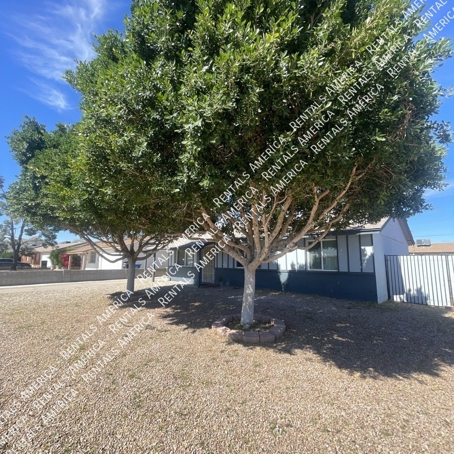 Available! 3 bed 2 bath No HOA property image