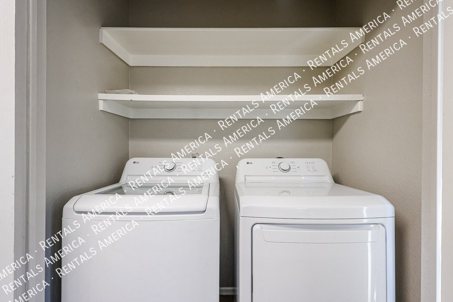 Ground-Floor Biltmore Condo | 2 Bed / 2 Bath | Resort-Style Amenities property image