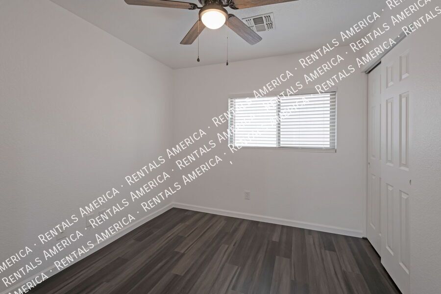 Beautiful Single-Level with Modern Upgrades -MI Special $300 OFF March property image