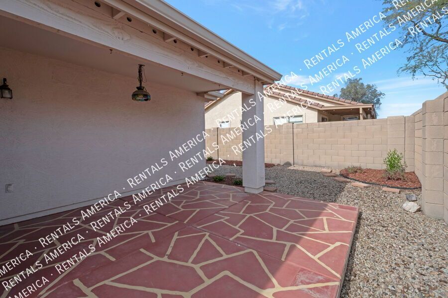 Beautiful Single-Level with Modern Upgrades -MI Special $300 OFF March property image