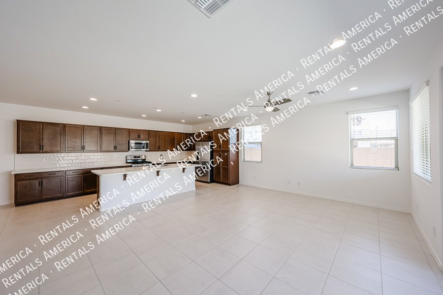 New Build 4 Bed 3 Baths Move in Special! property image