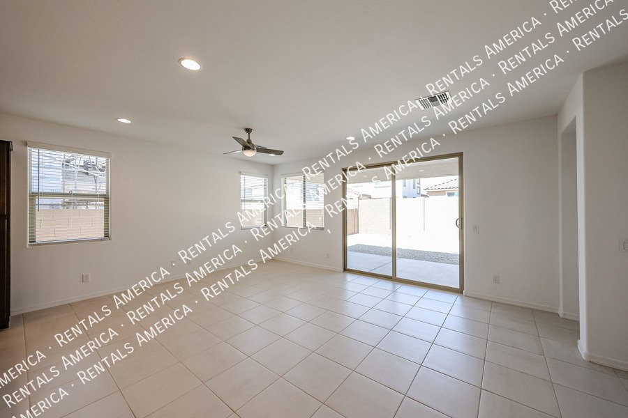 New Build 4 Bed 3 Baths Move in Special! property image