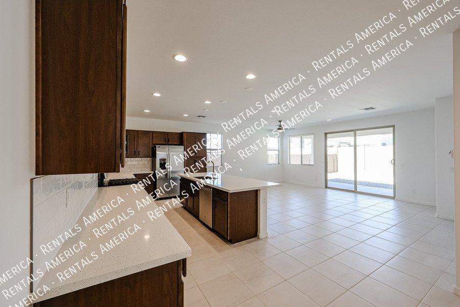 New Build 4 Bed 3 Baths Move in Special! property image