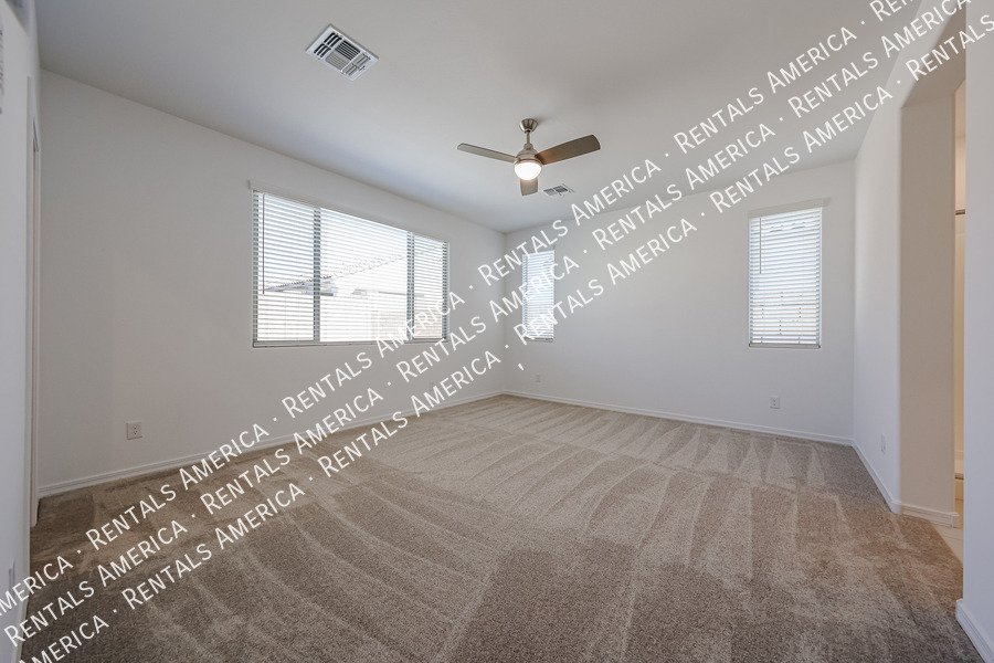 New Build 4 Bed 3 Baths Move in Special! property image